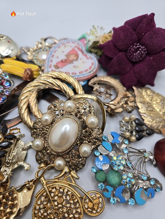 Vintage Jewelry - 1 lb Craft Vintage Brooch Lot Rhinestone Craft Repair Repurpose Jewelry